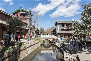 THÀNH CỔ LỆ GIANG MÙA THU – VẺ ĐẸP LÃNG MẠN GIỮA LÒNG VÂN NAM