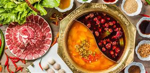 ĐIỀU GÌ TẠO NÊN VỊ CAY TRONG LẨU TỨ XUYÊN?